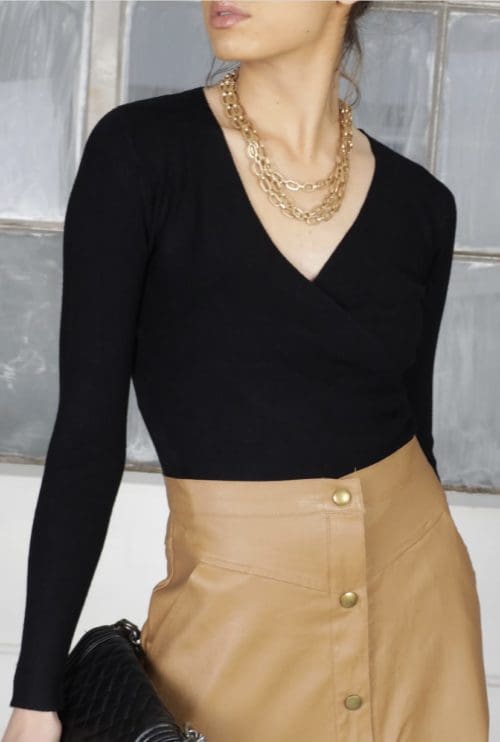 Basic Cross Over Knit - Black