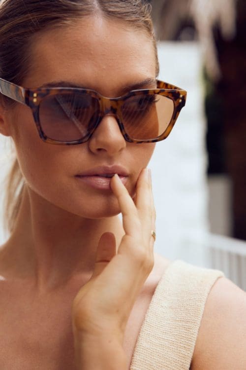 Anvil Sunnies - Light Turtle