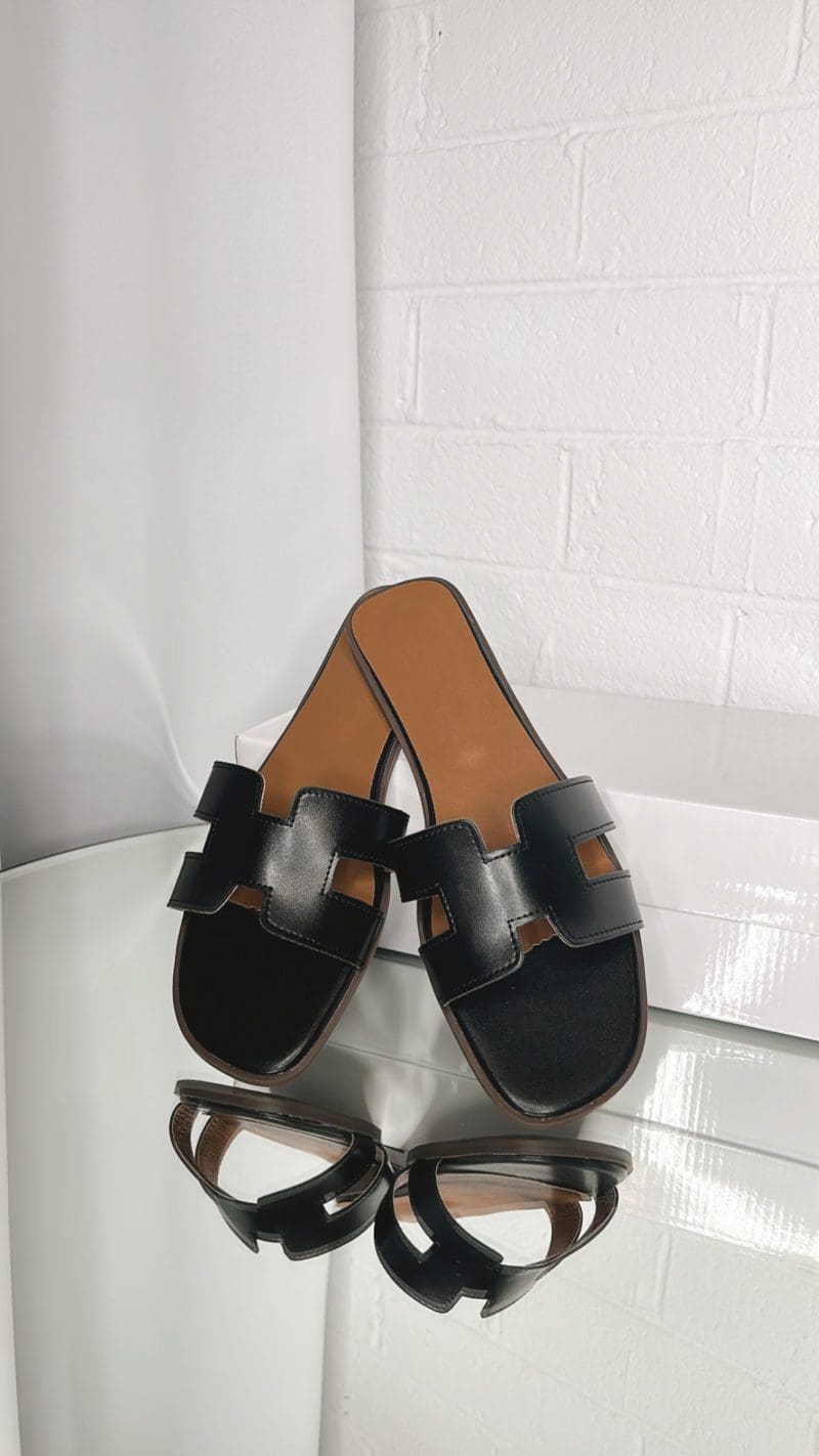 Her Slides - Black - Image 5