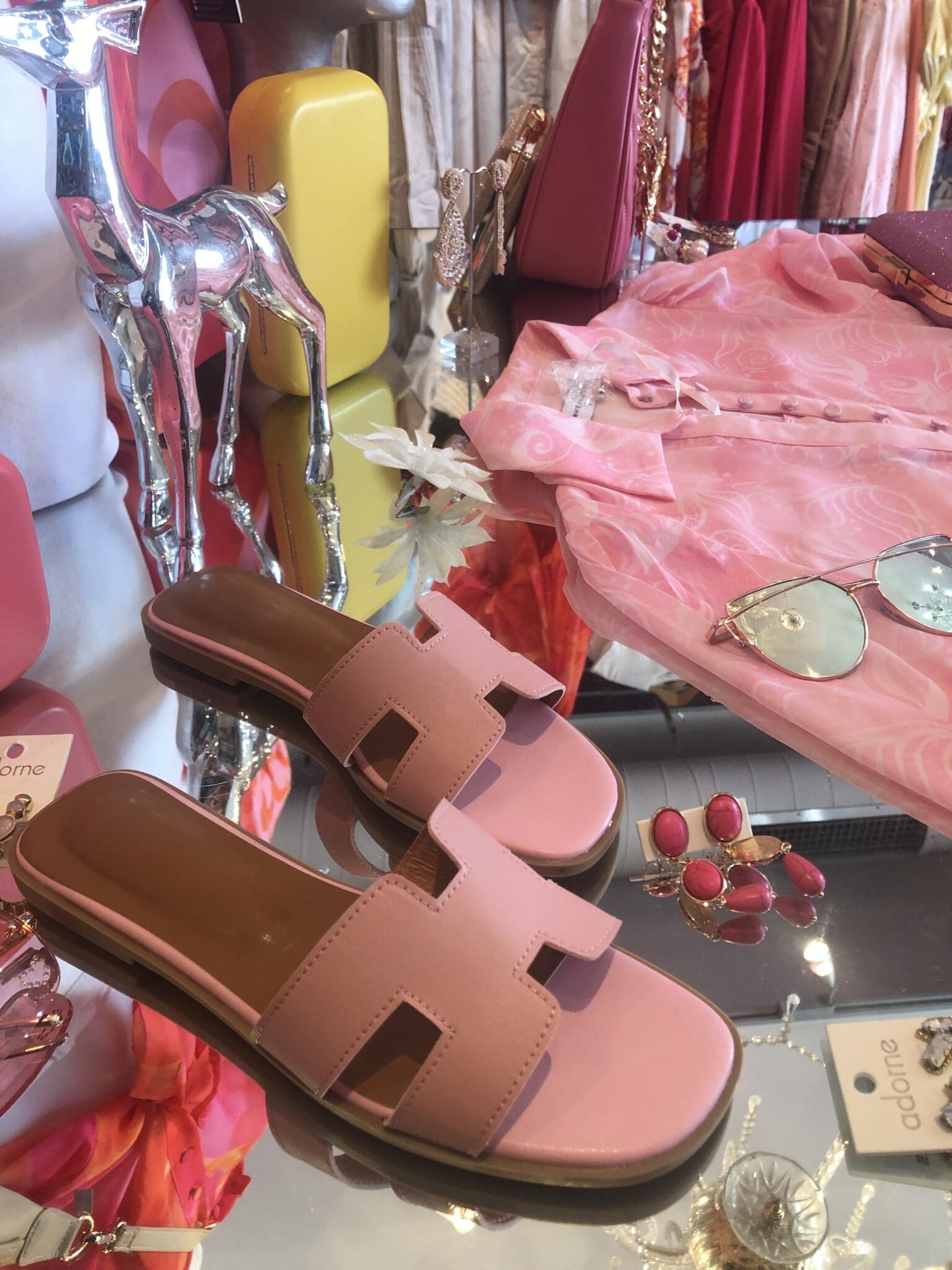 Her Slides – Pink - Image 3