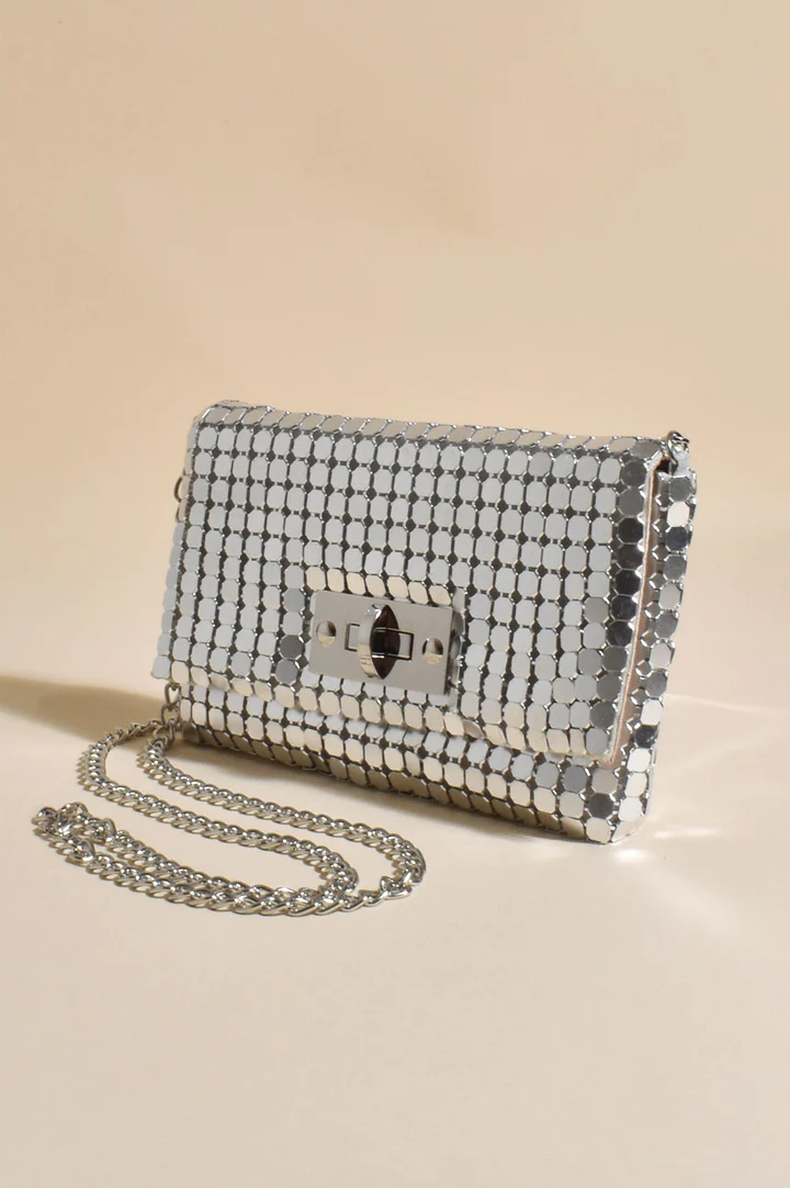 Plate Mesh Clutch – Silver